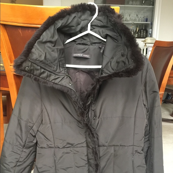 ANDREW MARC  FUR TRIM  DOWN JACKET - Picture 3 of 10